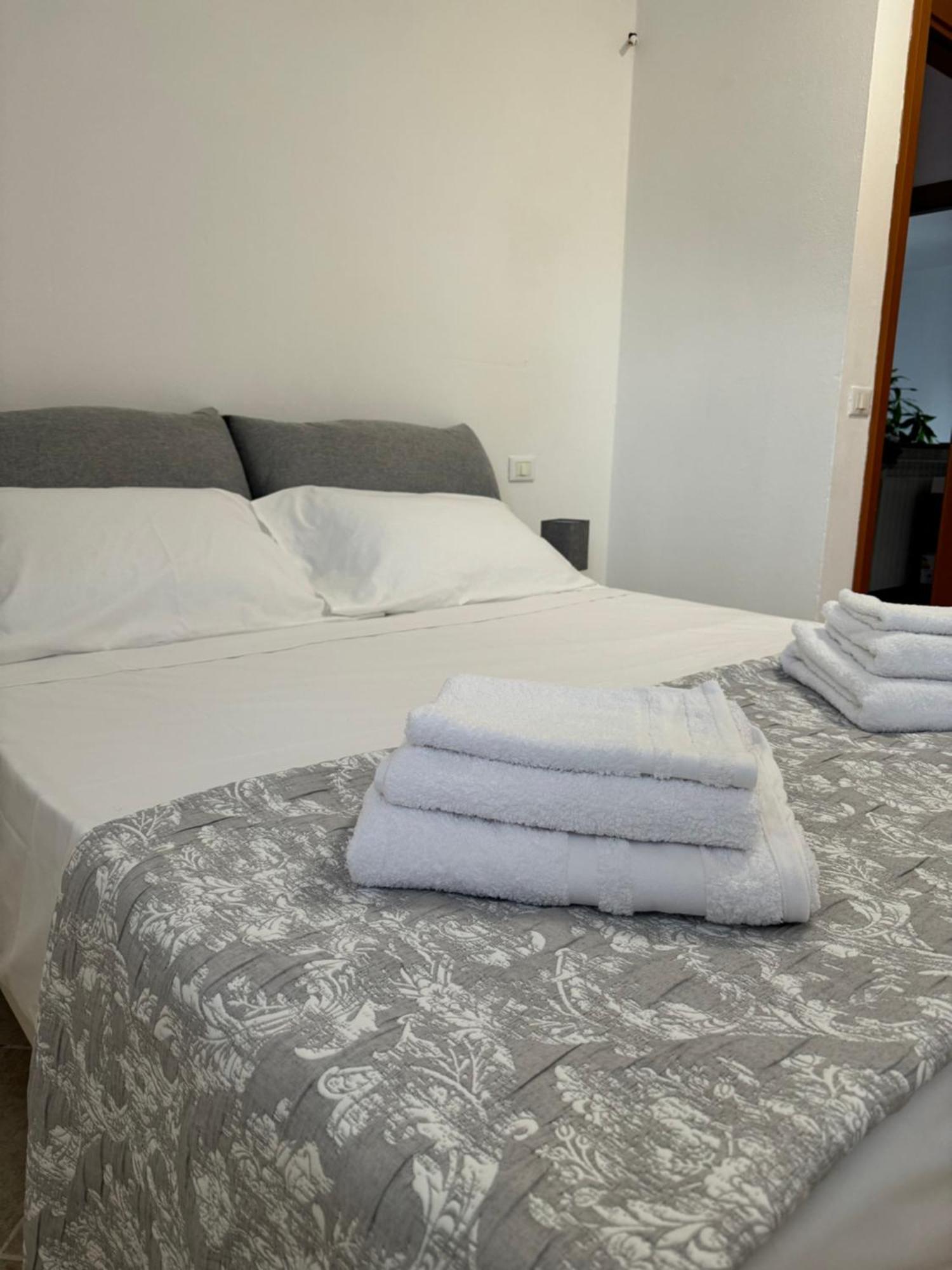Serravalle Shop&Stay Serravalle Scrivia Exterior photo