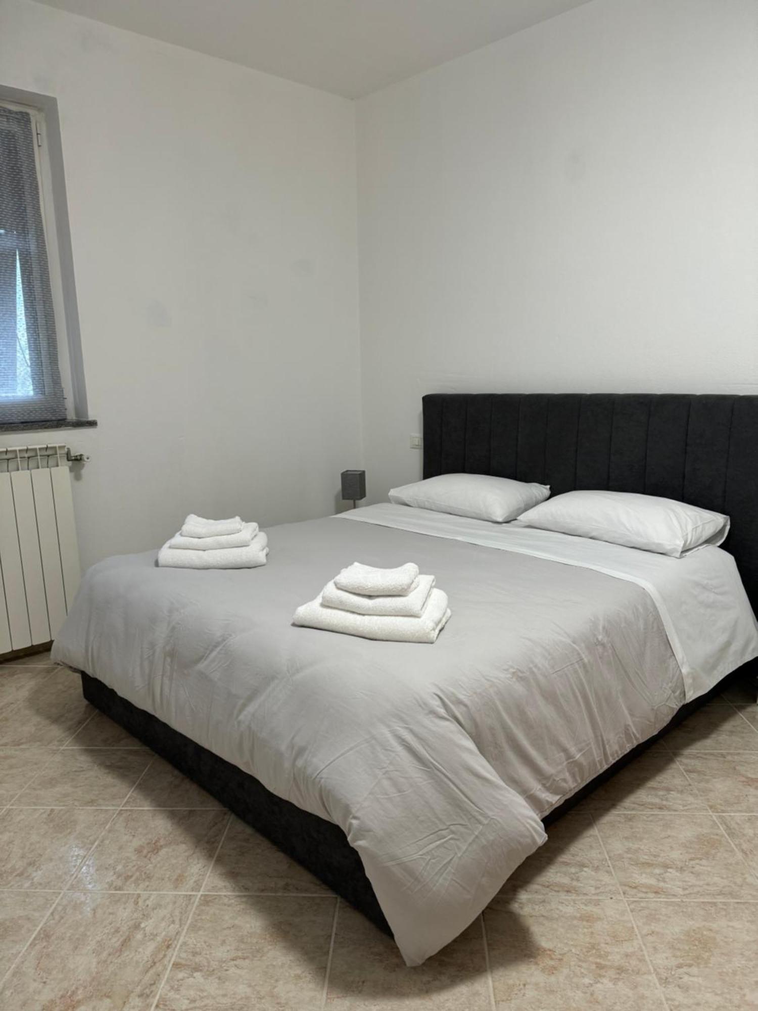Serravalle Shop&Stay Serravalle Scrivia Exterior photo